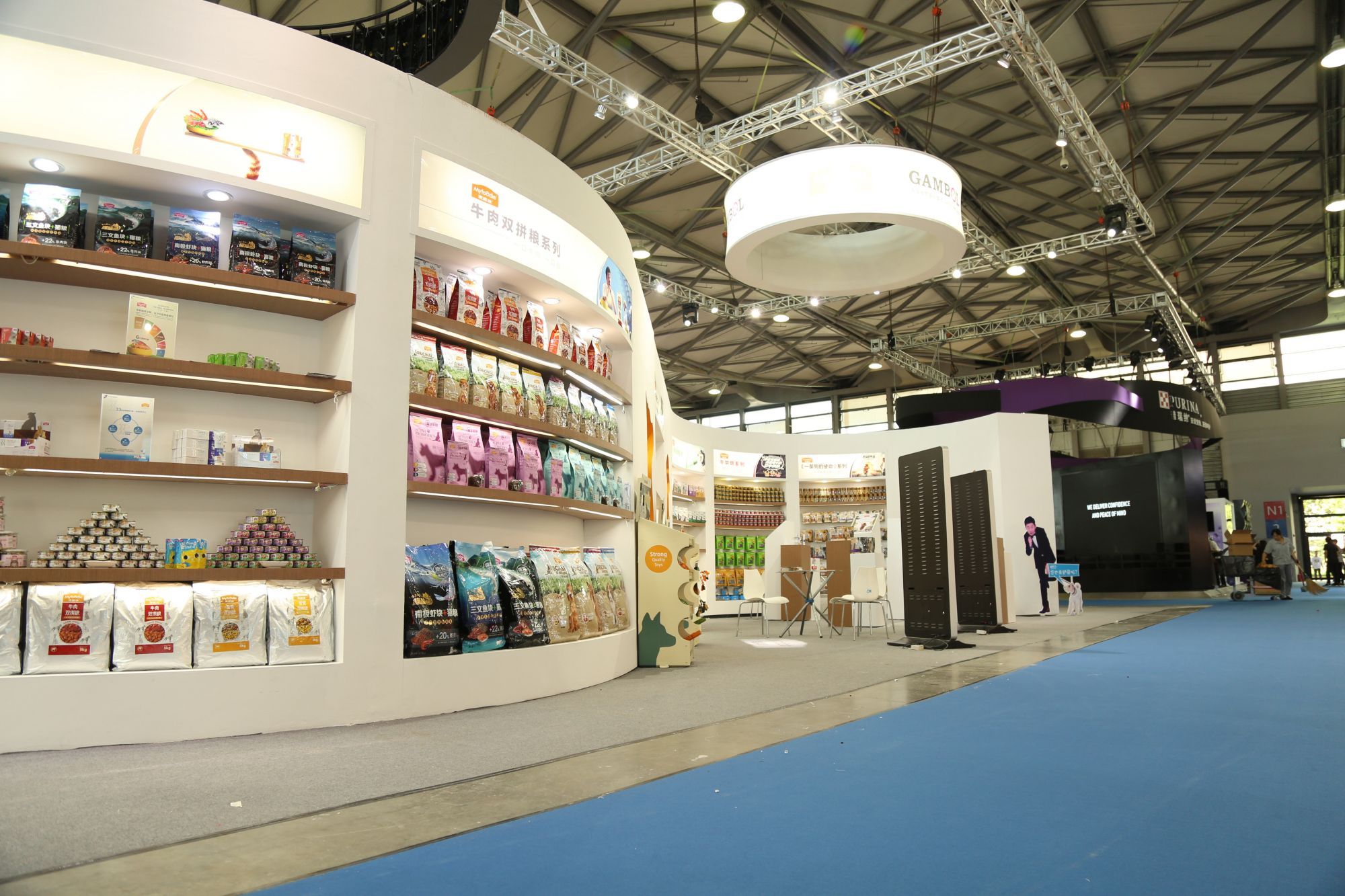 上海寵物展探秘麥富迪 以愛(ài)心為引，以品質(zhì)為基，鑄就寵物食品新標(biāo)桿