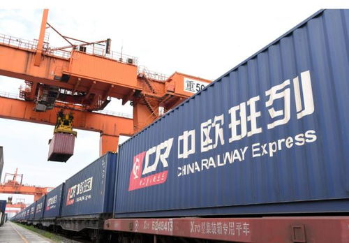 上海外貿(mào)格局生變 美國(guó)東盟競(jìng)爭(zhēng)加劇，座次交替折射全球貿(mào)易新態(tài)勢(shì)